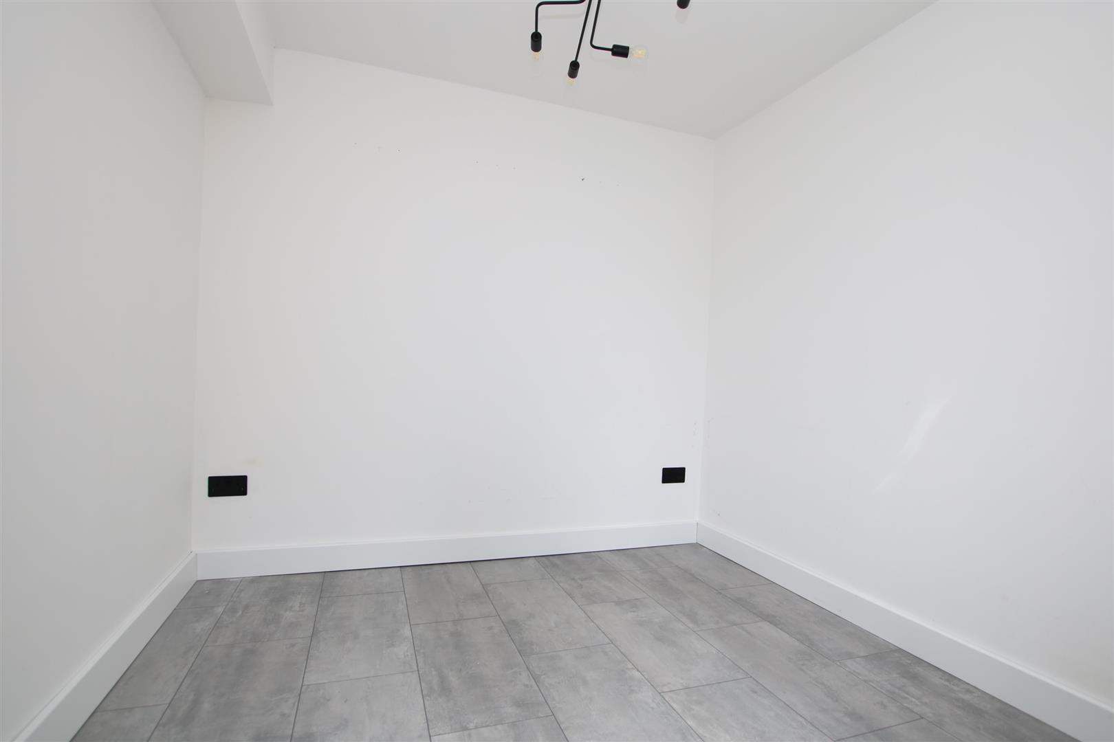 Turners Close, Southwater